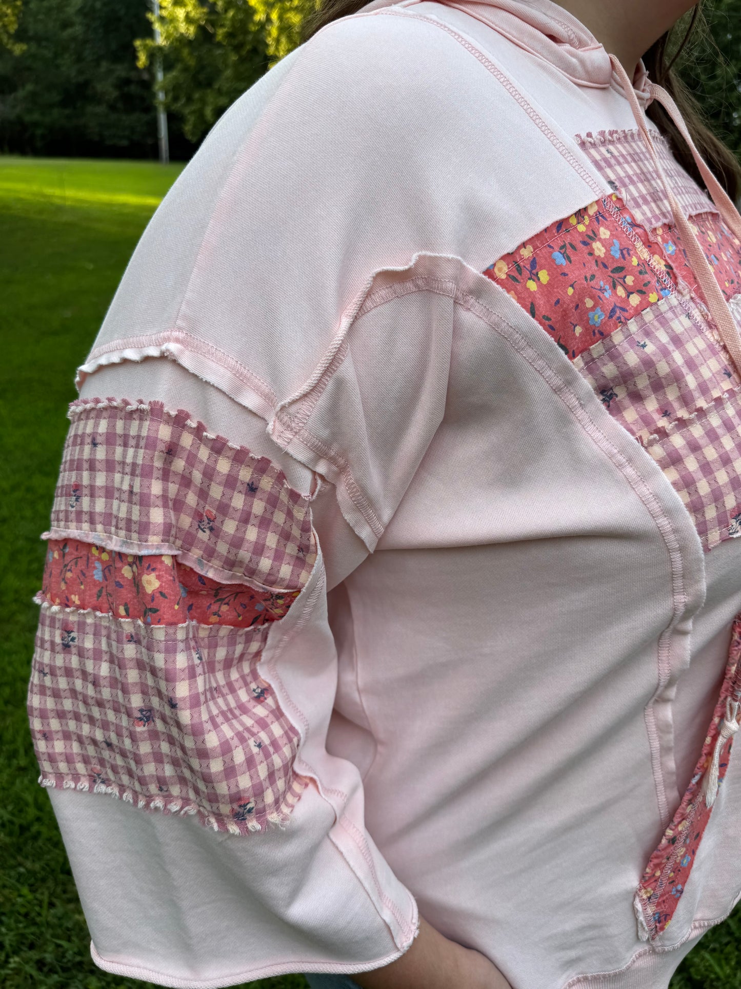 Pippy Plus Size Coral Pink Floral Patchwork Hooded Pullover