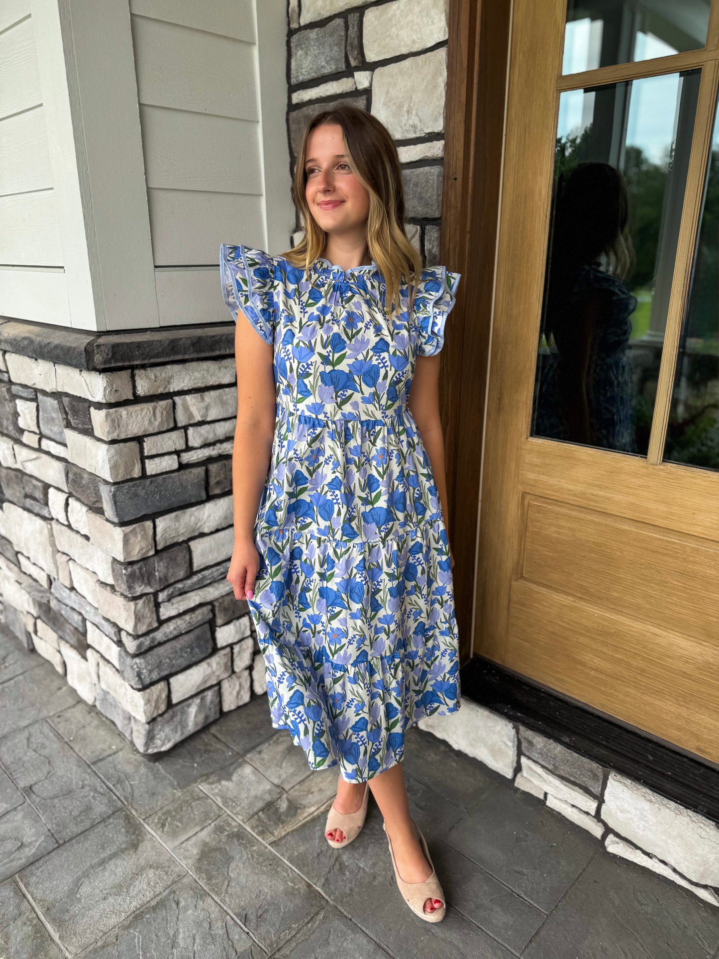 Ann Blue Contrast Piped Ruffle Neck Floral Tank