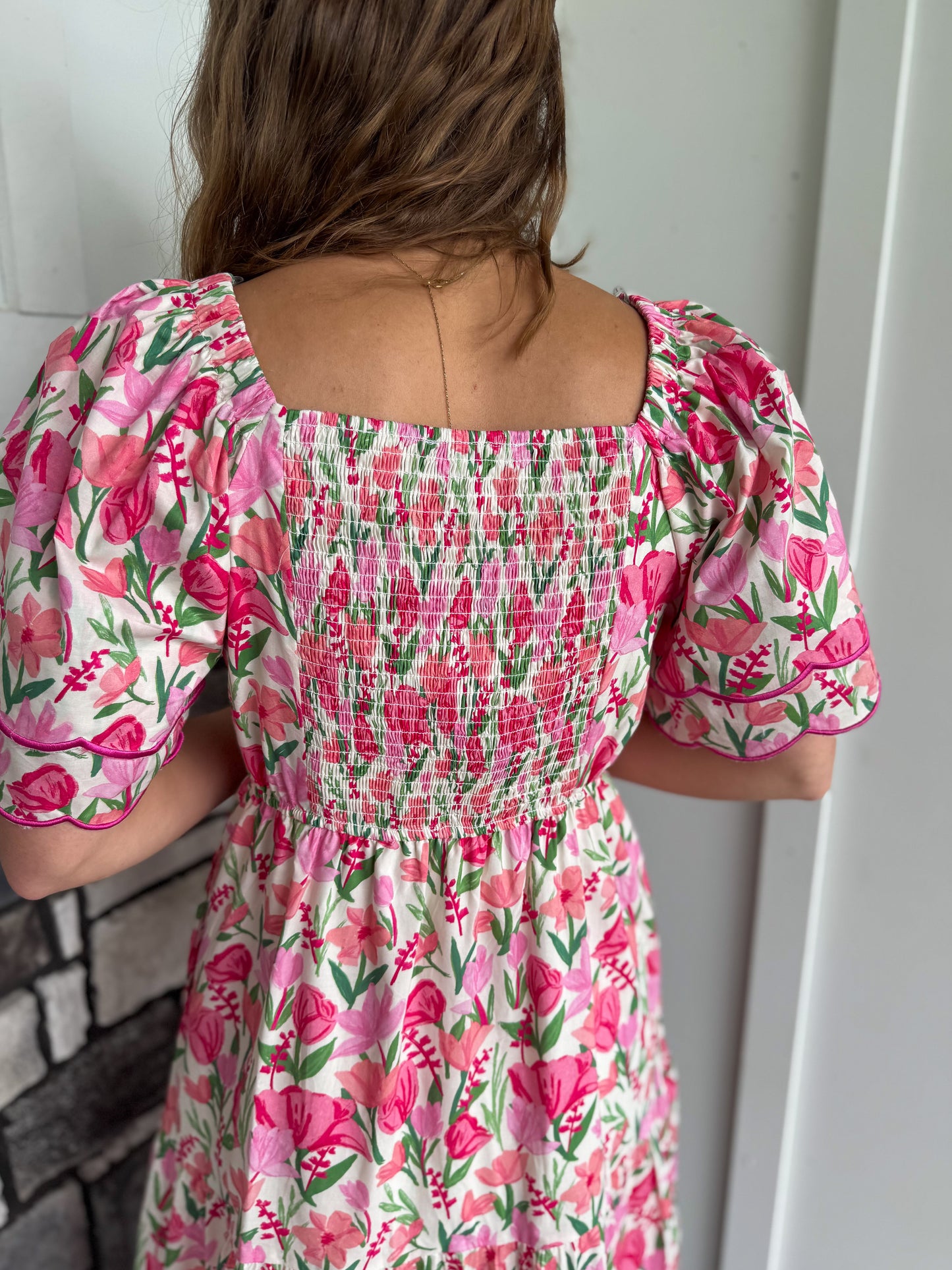 Taylor Pink Floral Contrast Piped Tulip Sleeve Dress