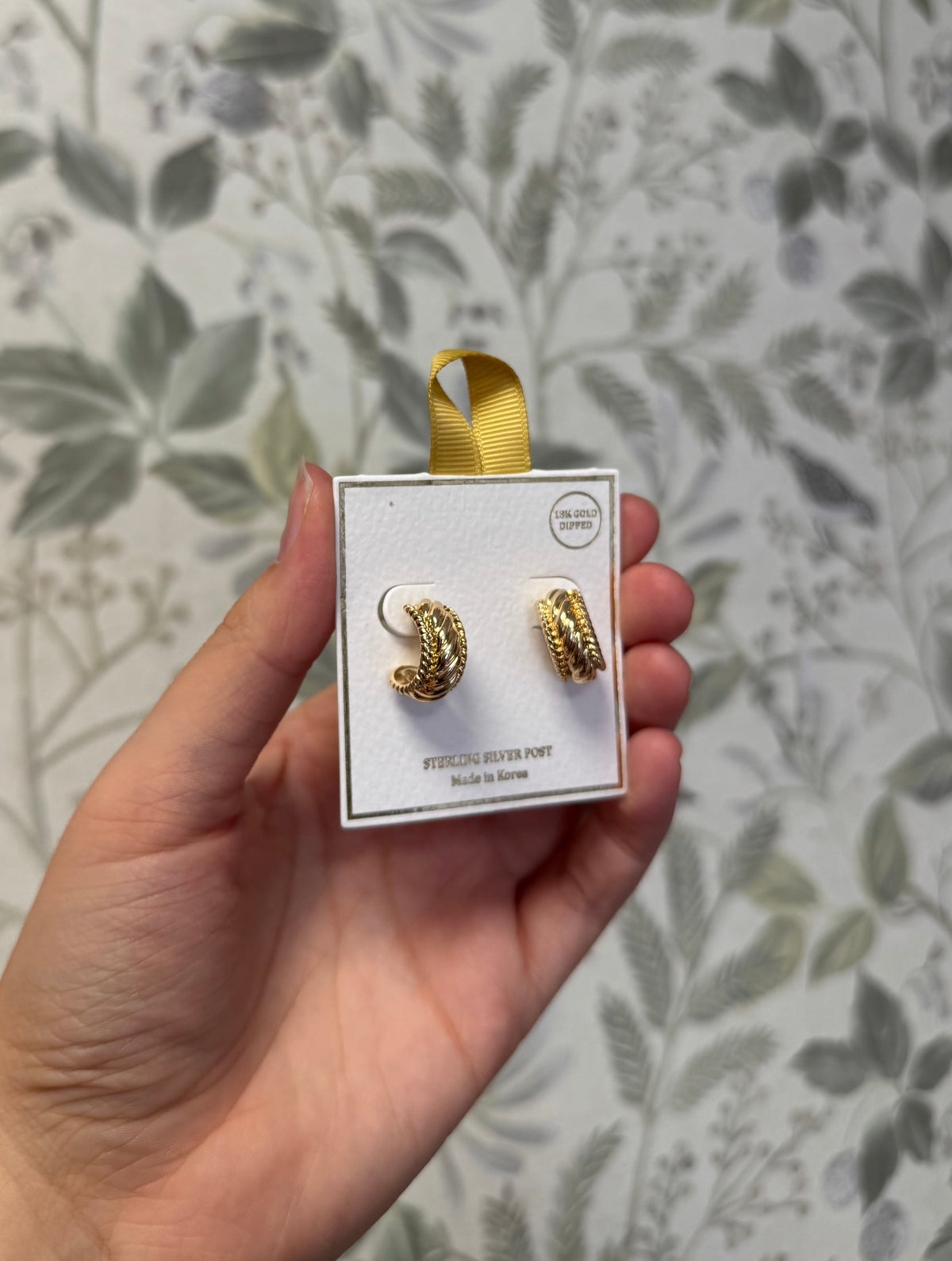 Small Chunky Braided Gold Hoop Earrings