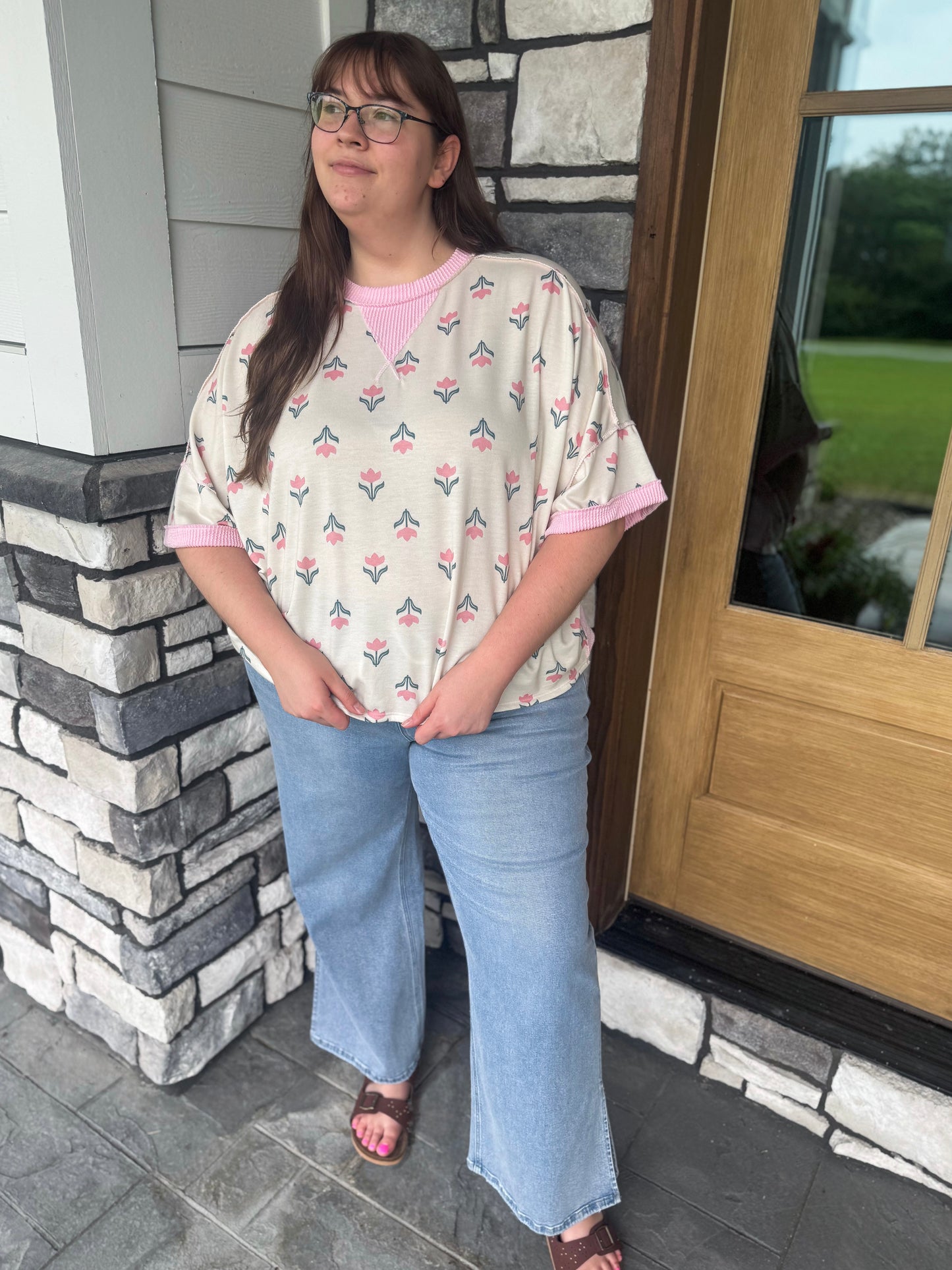 Riley Plus Size Pink & Ivory Tulip Print Crew Neck Pullover Knit Top