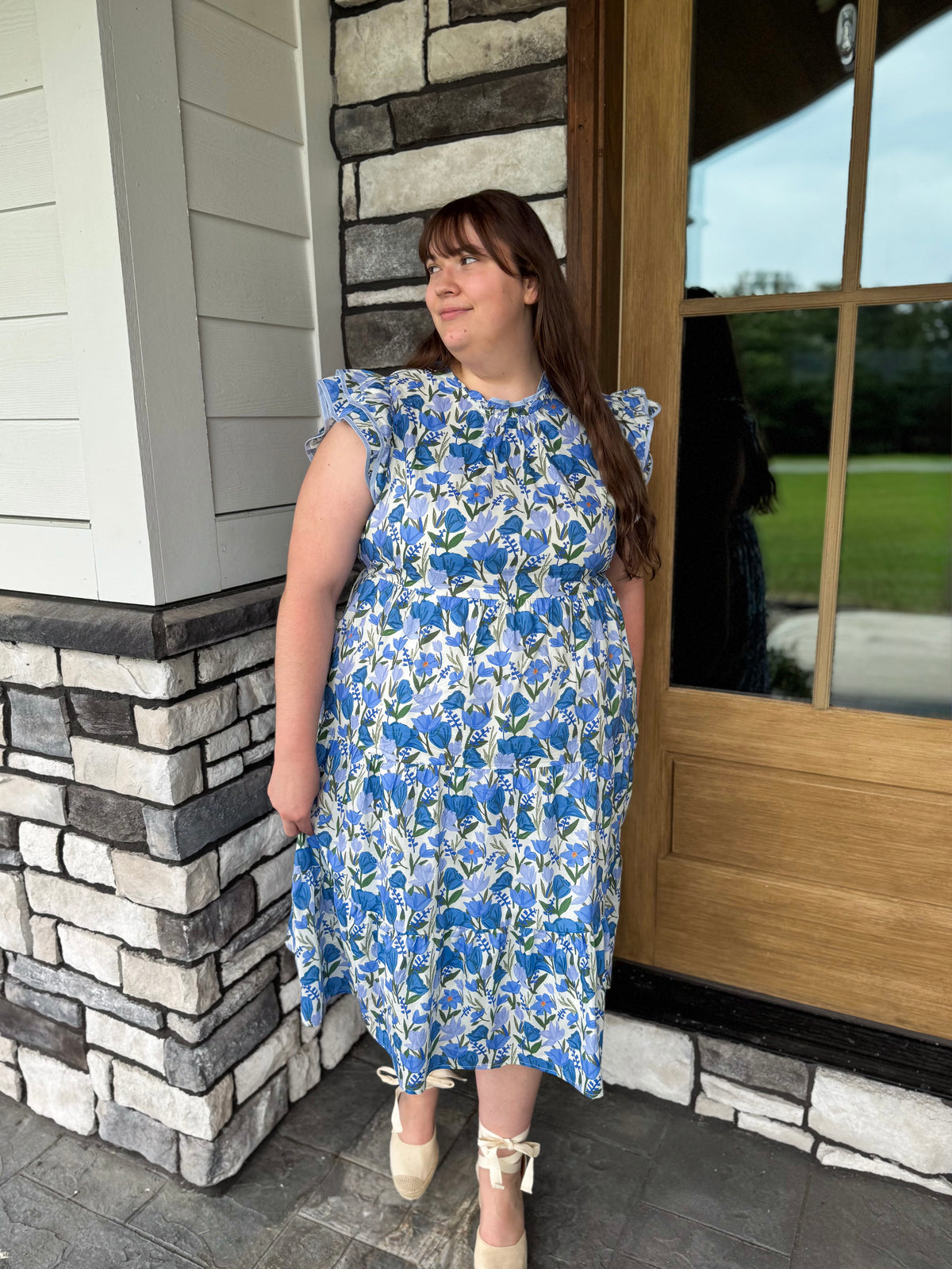 Ann Blue Contrast Piped Ruffle Neck Floral Tank