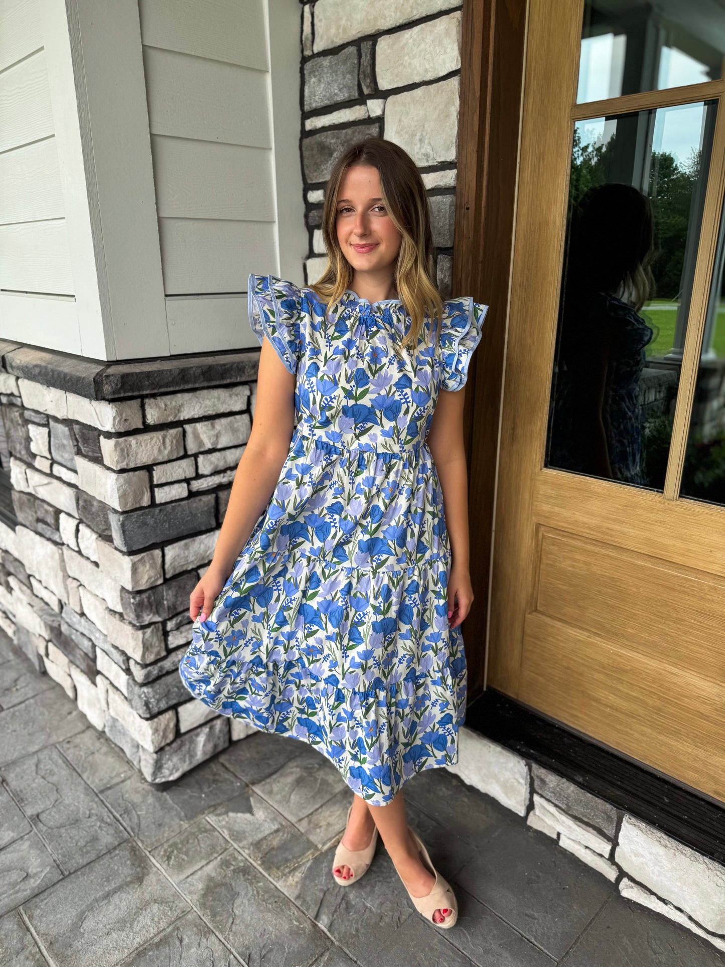 Ann Blue Contrast Piped Ruffle Neck Floral Tank