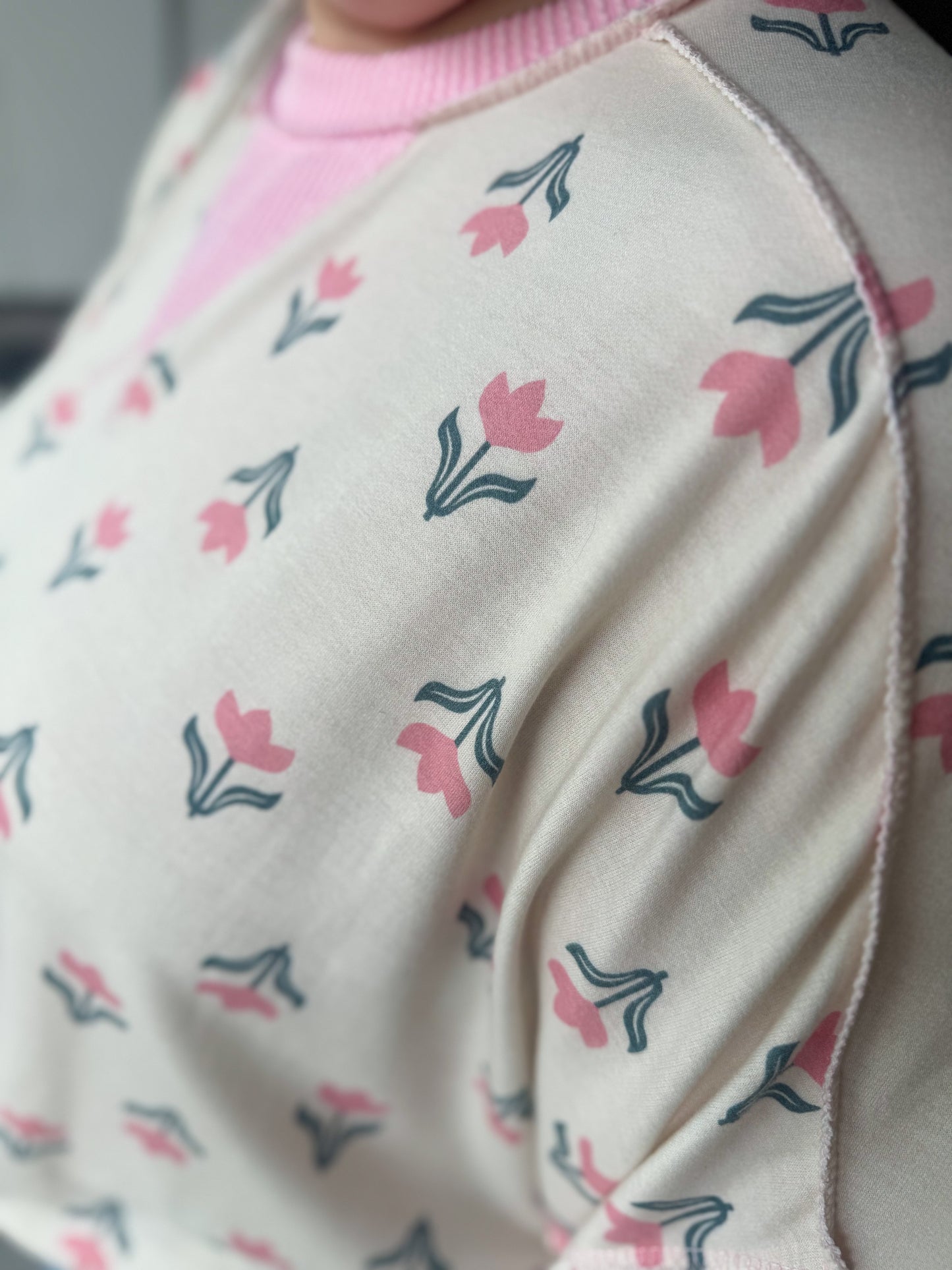 Riley Plus Size Pink & Ivory Tulip Print Crew Neck Pullover Knit Top