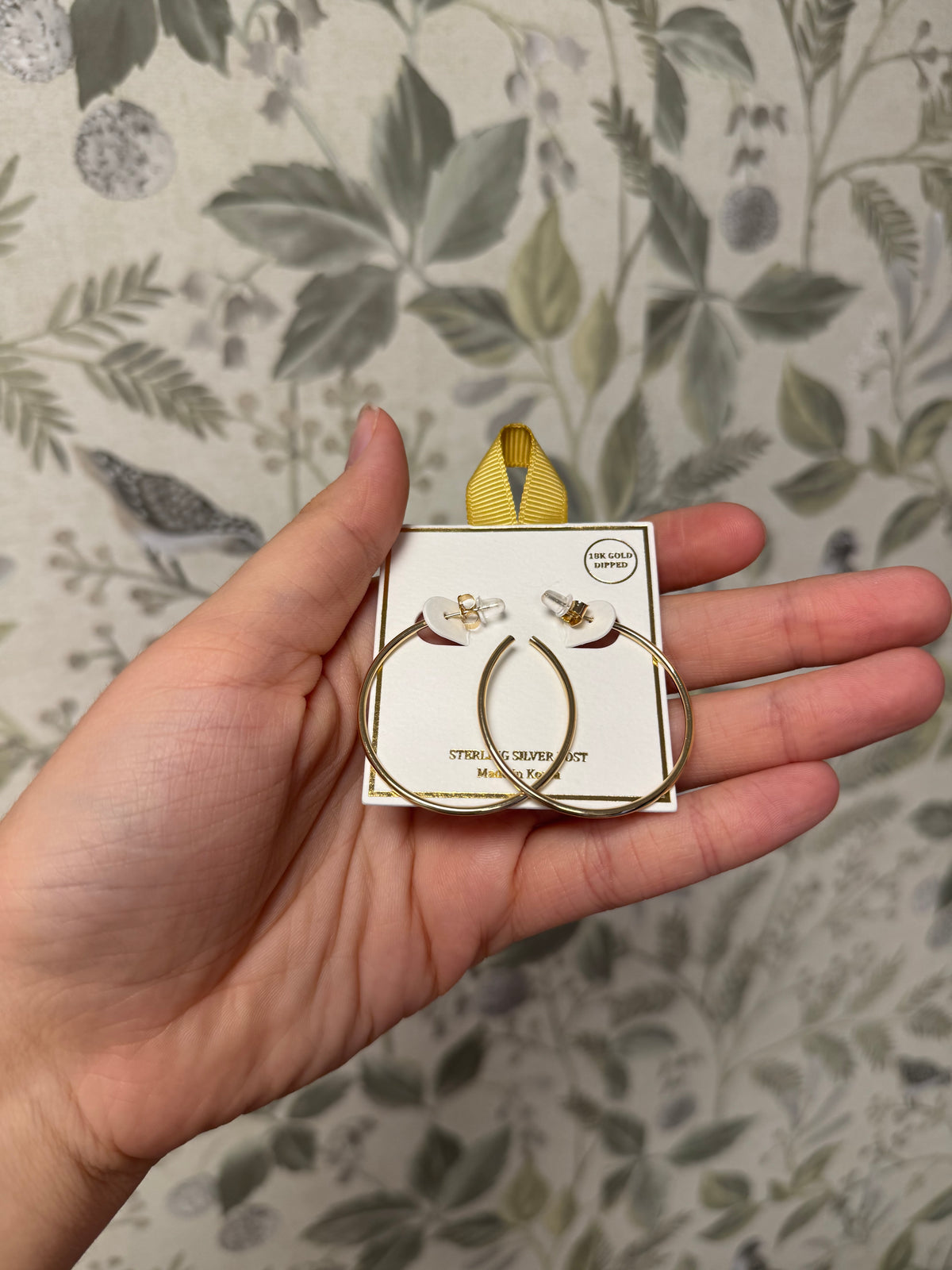Medium Thin Gold Hoop Earrings