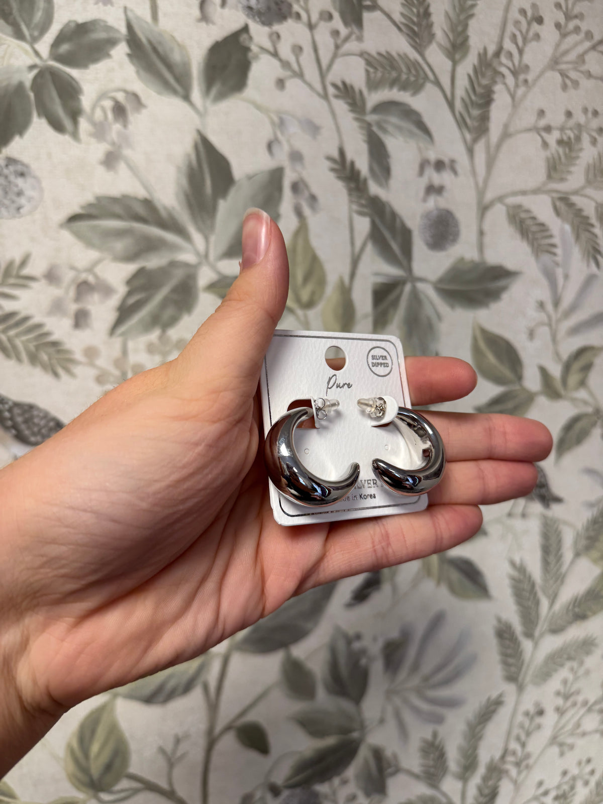 Medium Chunky Silver Hoop Earrings