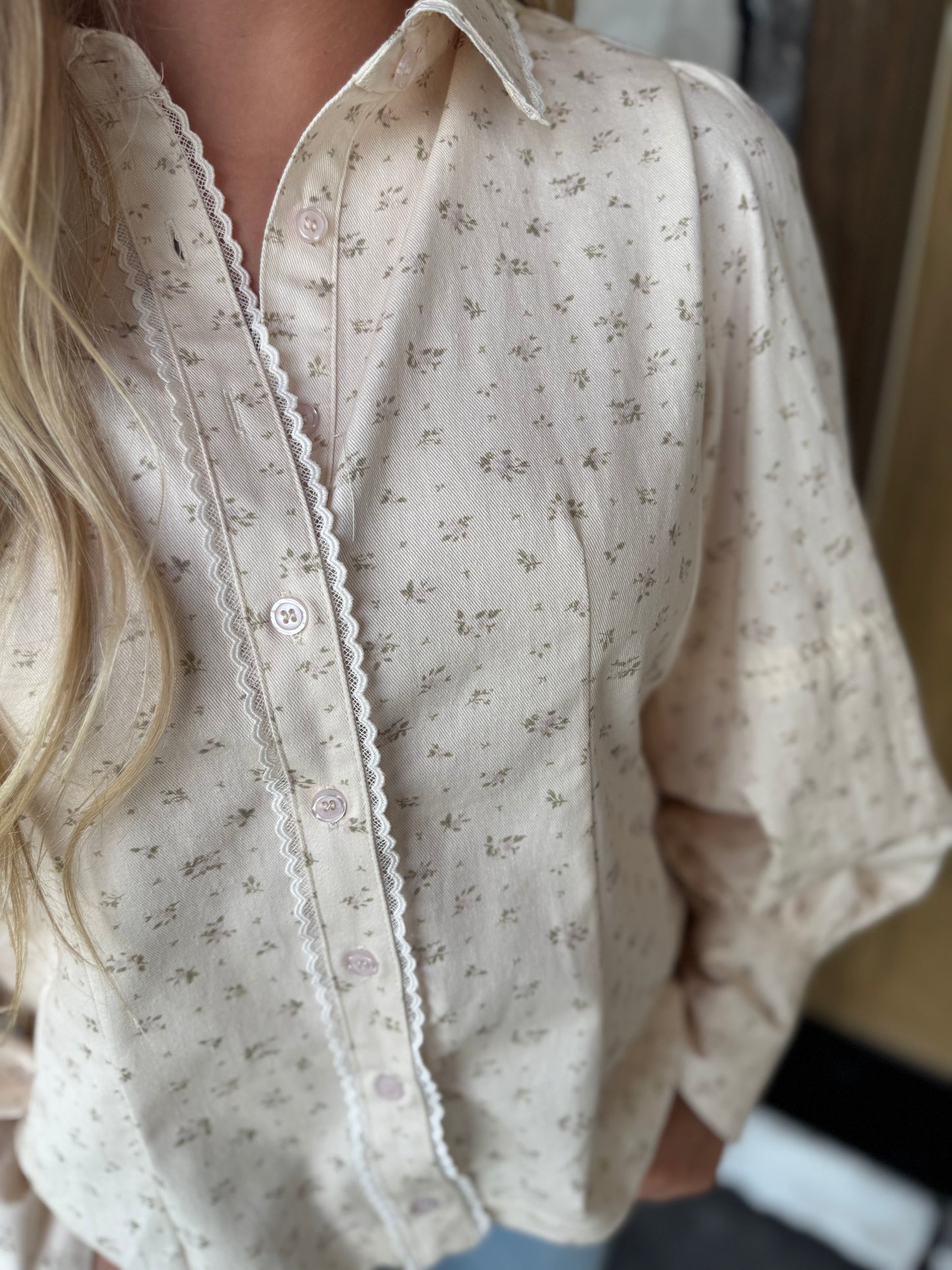 Sutton Ivory Floral Blouse W/ Lace Details