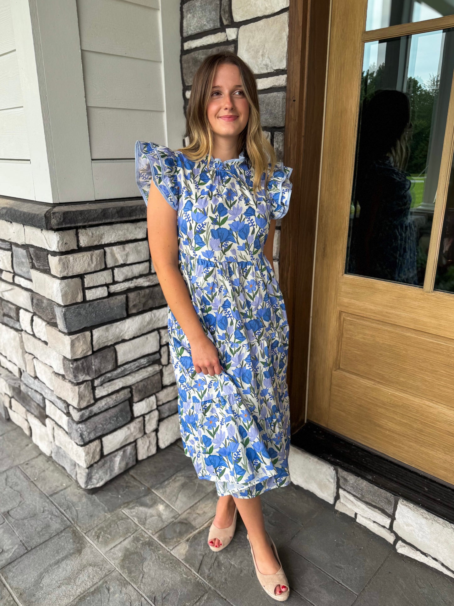 Ann Blue Contrast Piped Ruffle Neck Floral Tank